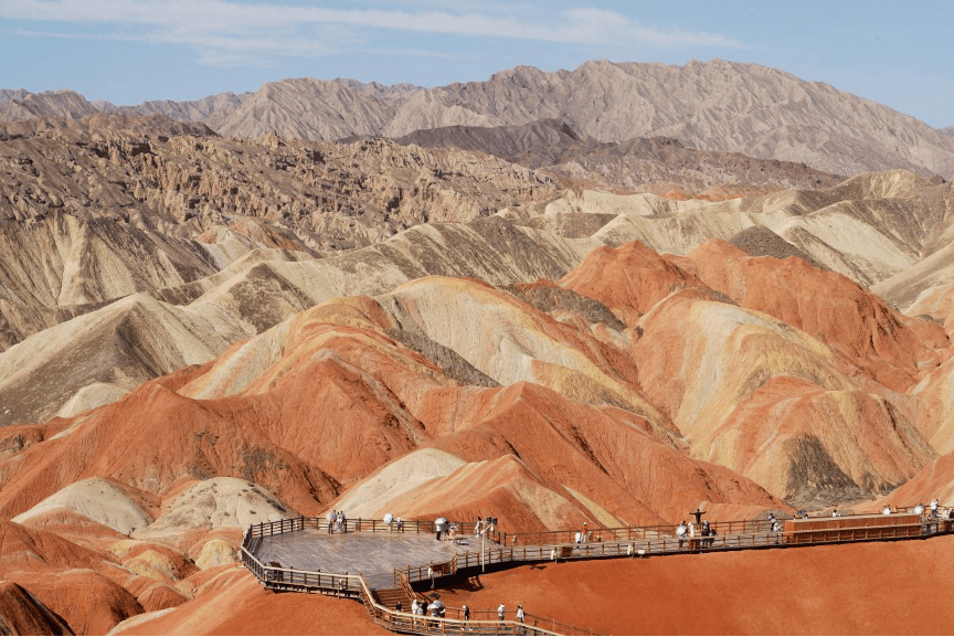 丝路古韵新篇，甘肃的历史与现代交融之旅